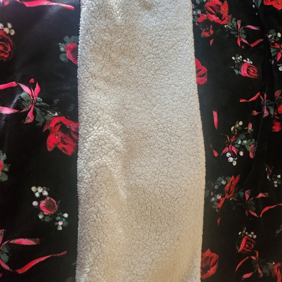 RARE Victorias Secret PINK cheetah sherpa blanket - Picture 9 of 13